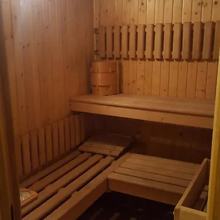 ベッド・アンド・ブレックファスト Marbela ウストカ